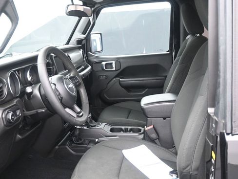 Used 2023 Jeep Wrangler Sport S image 12