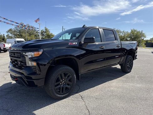 New 2026 Chevrolet Silverado 1500 Custom Trail Boss image 2