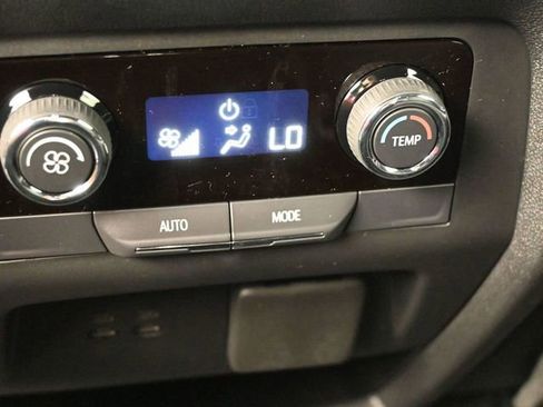 New 2026 Chevrolet Traverse LT w/ Driver Confidence Package image 28