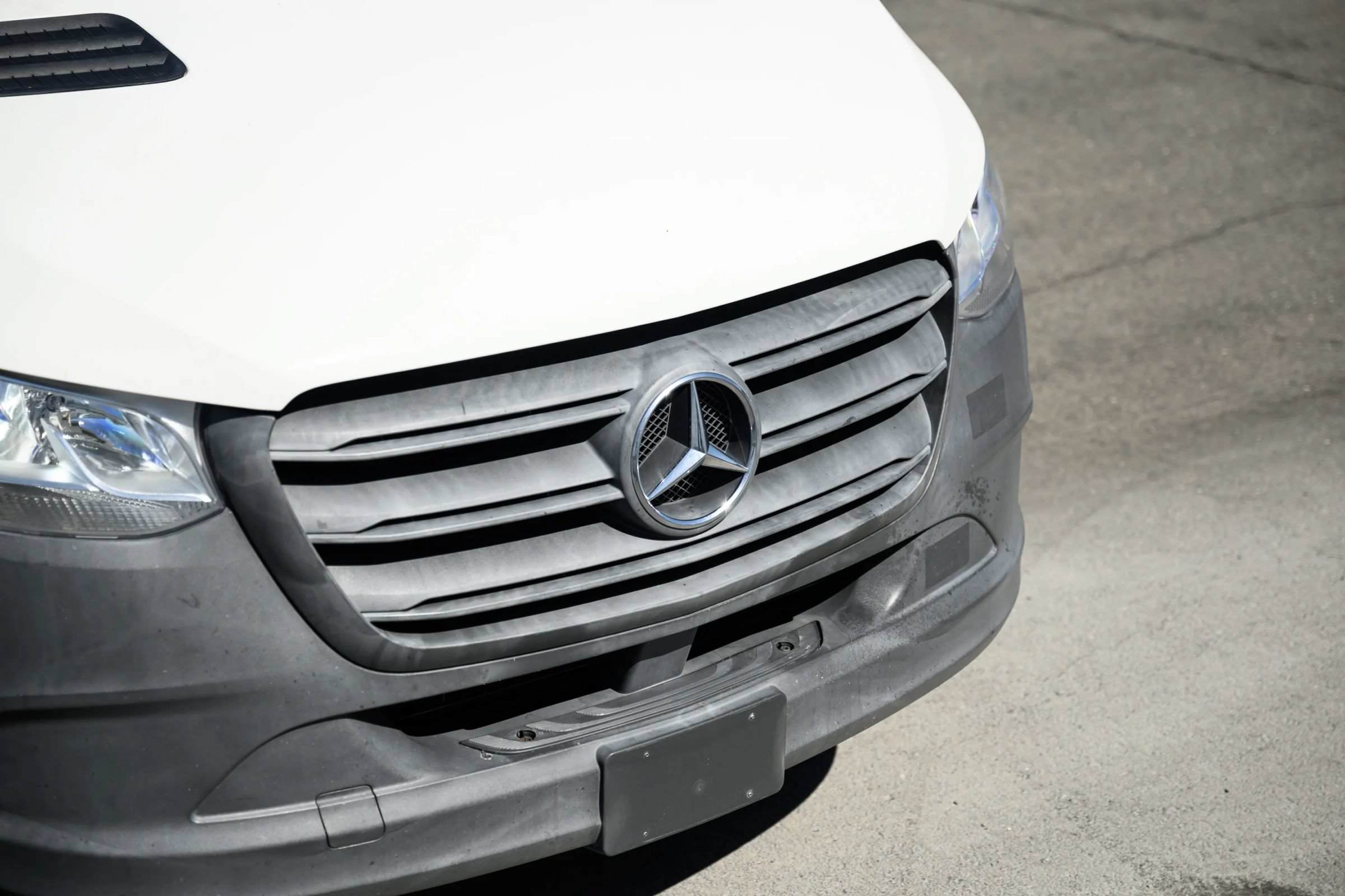 Used 2021 Mercedes-Benz Sprinter 2500 image 23