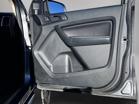 Used 2023 Ford Ranger Lariat w/ Tremor Off-Road Package image 29