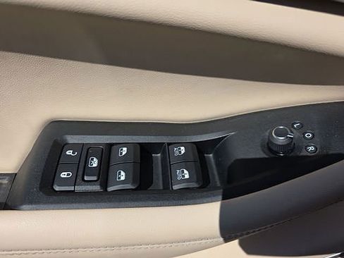 Used 2021 Jeep Grand Cherokee L Limited w/ Luxury Tech Group II image 64