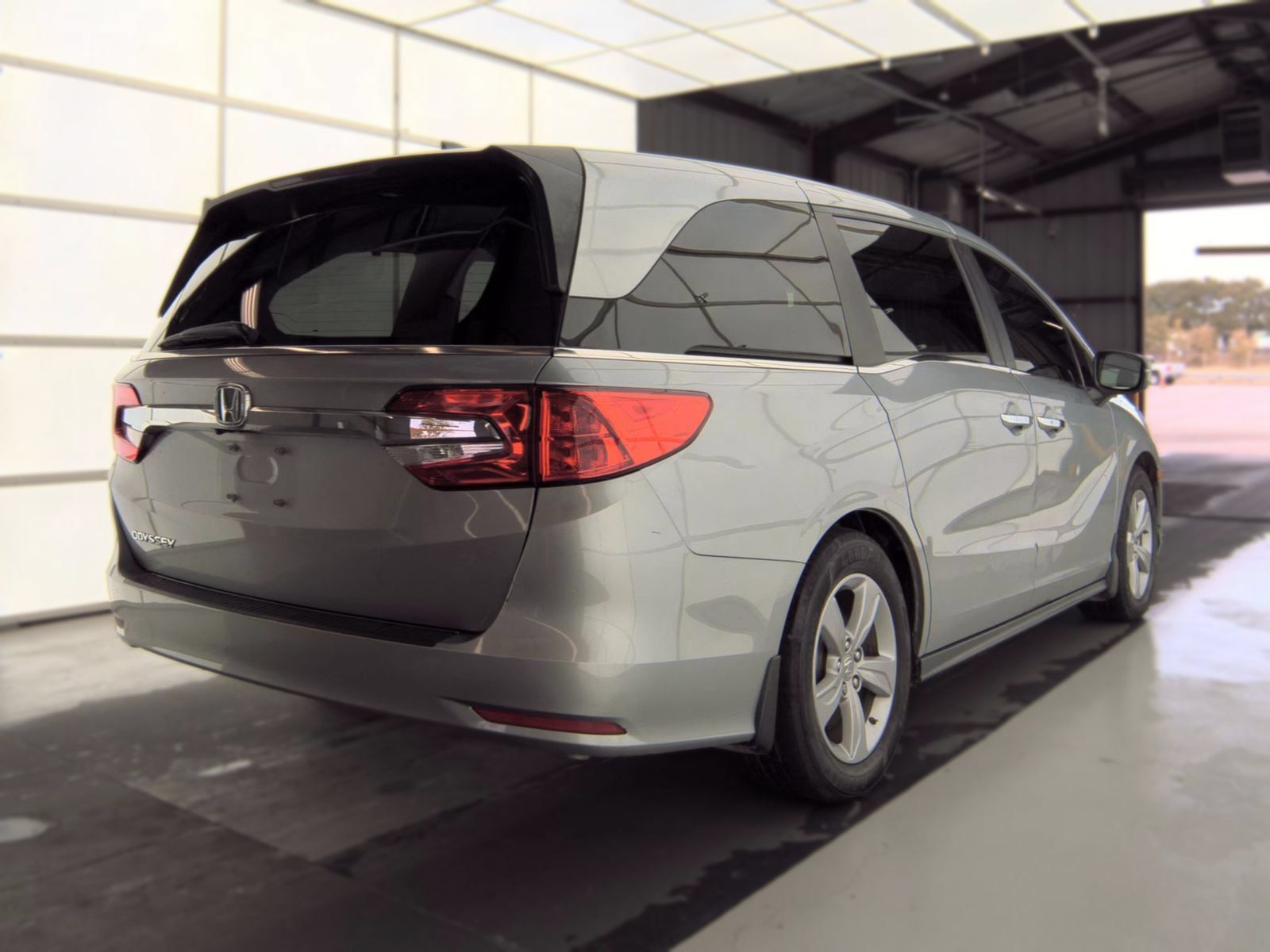 Used 2020 Honda Odyssey EX-L image 4