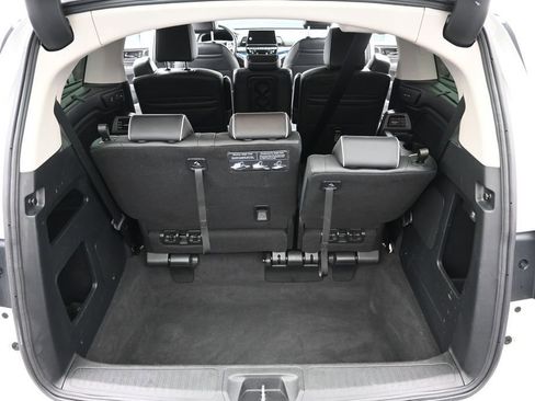 Certified 2025 Honda Odyssey Elite image 29