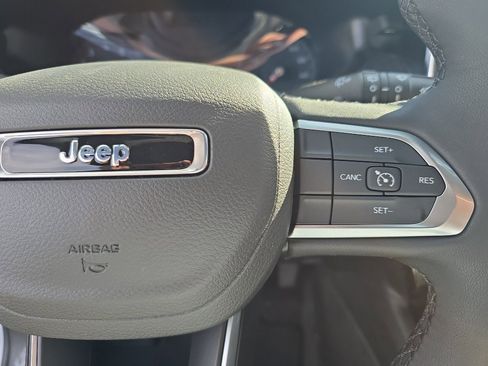 New 2026 Jeep Compass Latitude image 14