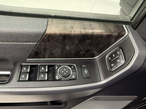 Used 2023 Ford F250 Lariat w/ FX4 Off-Road Package image 16