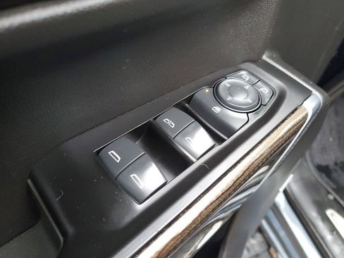 Used 2019 Chevrolet Silverado 1500 RST AWD/4WD image 28