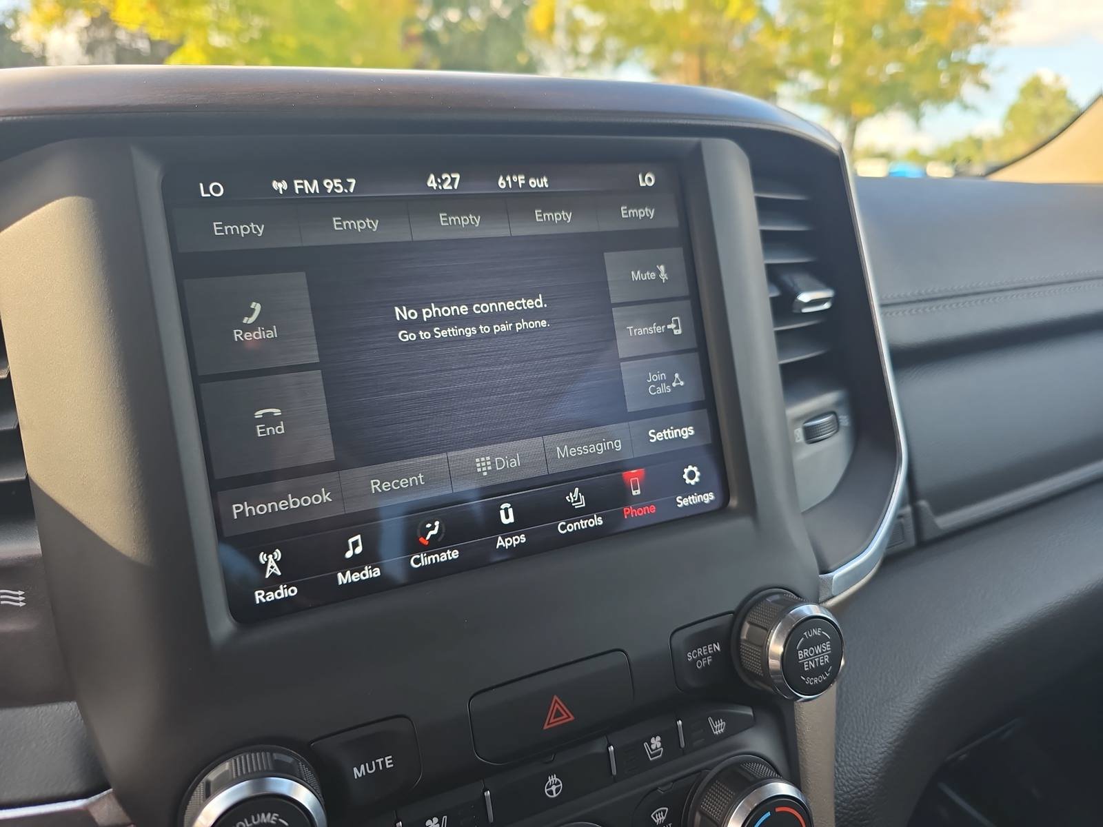 Used 2021 RAM 1500 Laramie AWD/4WD image 23