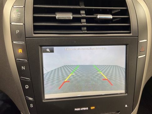 Used 2016 Lincoln MKZ AWD w/ Equipment Group 200A Select image 18