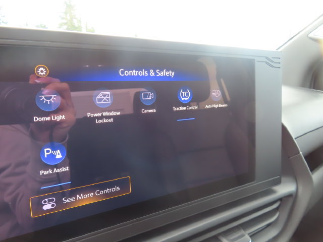 Certified 2025 Chevrolet Silverado EV W/T AWD/4WD image 26
