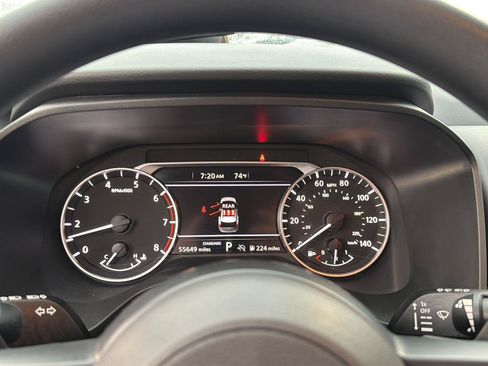 Used 2024 Nissan Rogue SV FWD image 23