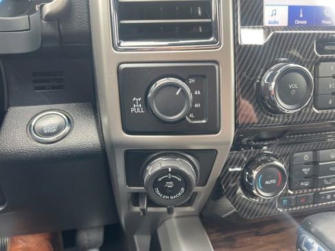Used 2019 Ford F150 Lariat w/ Equipment Group 501A Mid AWD/4WD image 25