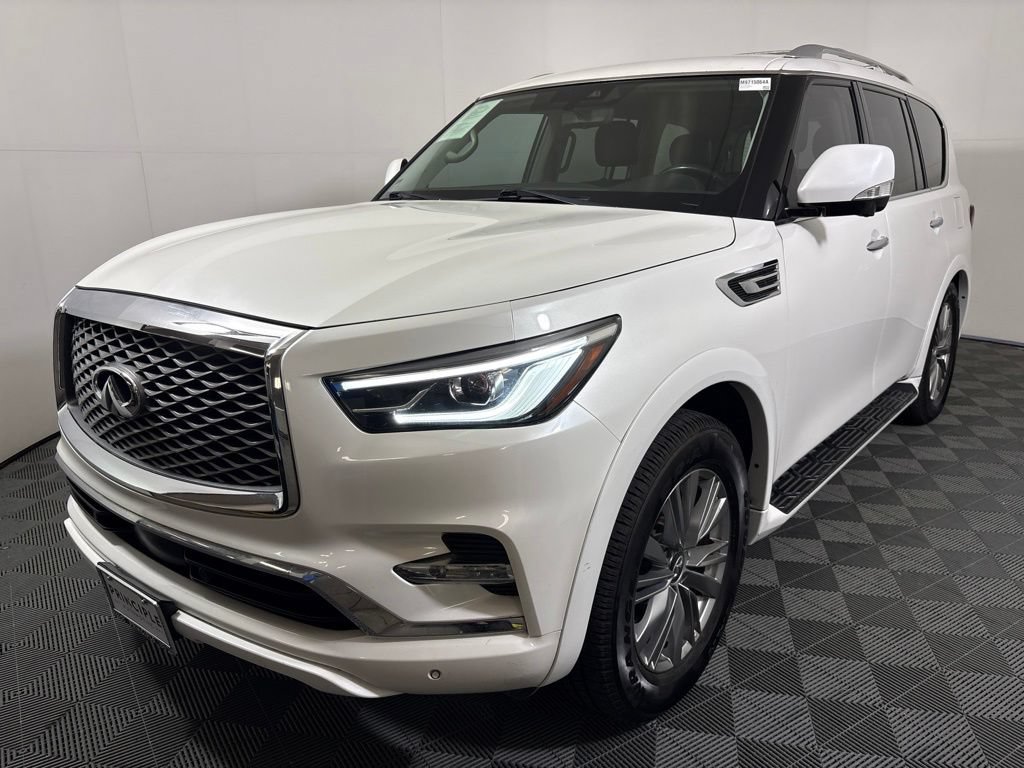Used 2021 INFINITI QX80 Luxe w/ All-Season Package RWD image 2