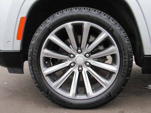 Used 2022 Jeep Grand Wagoneer Series II image 62