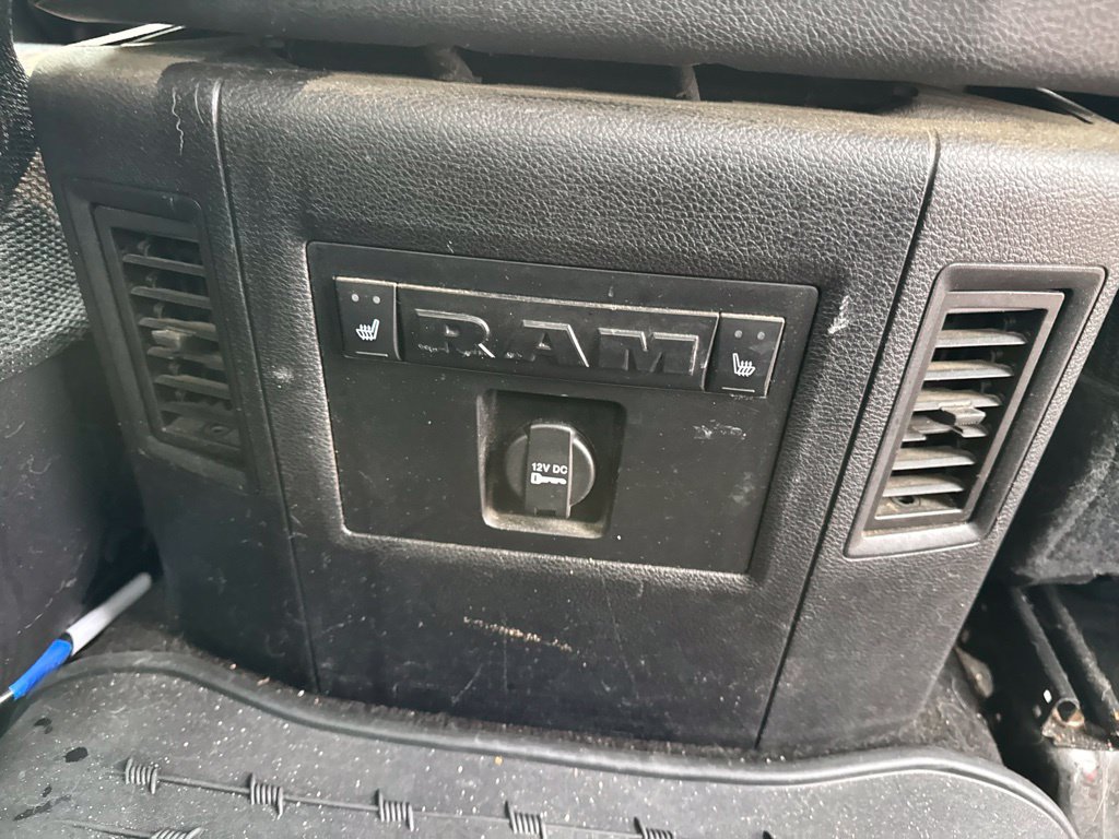 Used 2016 RAM 1500 Laramie Longhorn AWD/4WD image 9