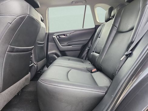 Used 2024 Toyota RAV4 XLE w/ Convenience Package FWD image 20