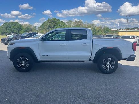 Used 2024 GMC Canyon AT4 AWD/4WD image 1