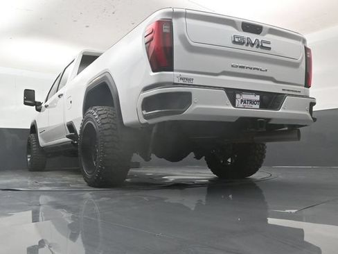 Used 2024 GMC Sierra 2500 Denali Ultimate AWD/4WD image 45