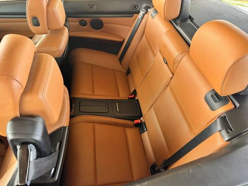 Used 2011 BMW 335i Convertible RWD image 10