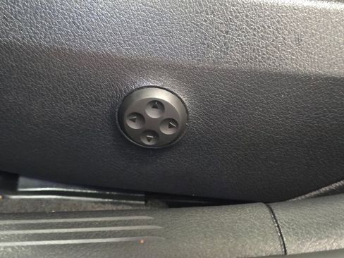 Used 2024 Mercedes-Benz C 300 4MATIC Sedan w/ Exclusive Trim Package image 34