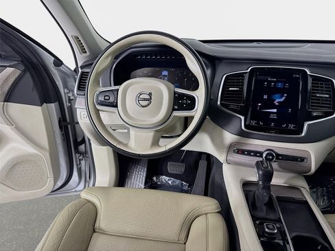 Used 2022 Volvo XC90 T6 Inscription AWD/4WD image 26