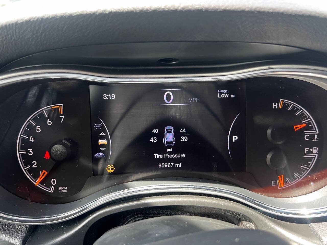 Used 2019 Jeep Grand Cherokee Limited AWD/4WD image 20