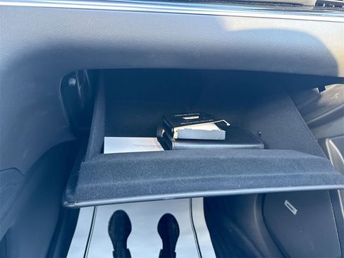 Used 2024 Cadillac XT6 Luxury image 36