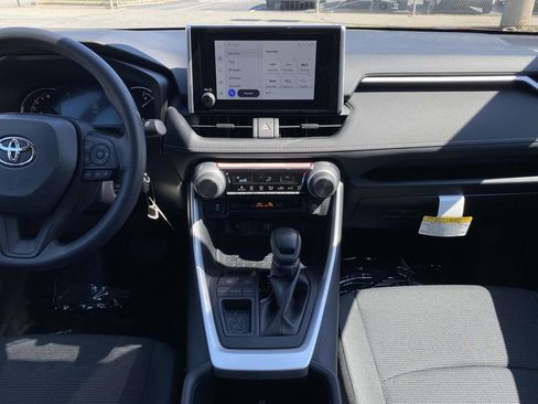 Used 2024 Toyota RAV4 LE FWD image 17