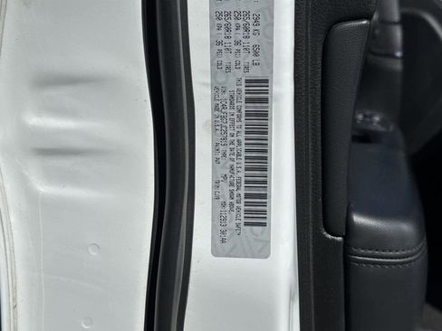 Used 2018 Jeep Grand Cherokee Limited image 32