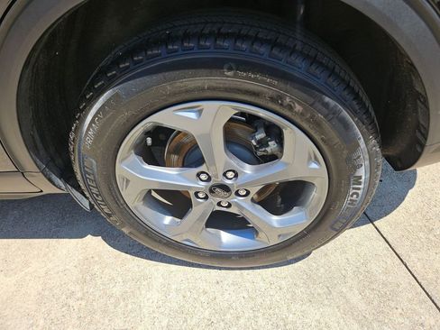 Used 2025 Ford Escape ST-Line AWD/4WD image 25