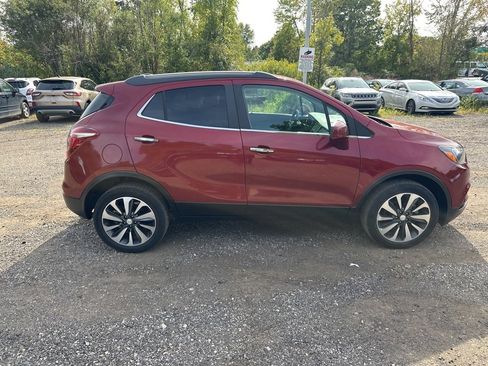 Used 2021 Buick Encore Preferred image 6