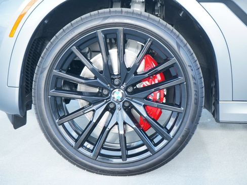 New 2026 BMW X6 xDrive40i w/ Premium Package AWD/4WD image 5