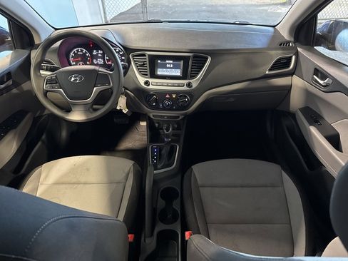 Used 2022 Hyundai Accent SE image 23