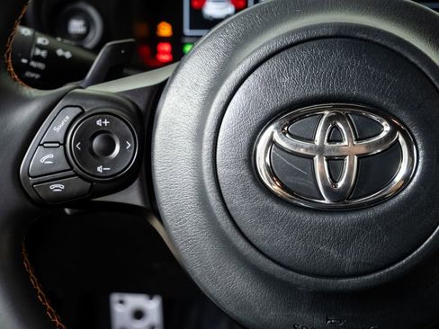 Used 2023 Toyota GR86 10th Anniversary SE image 9