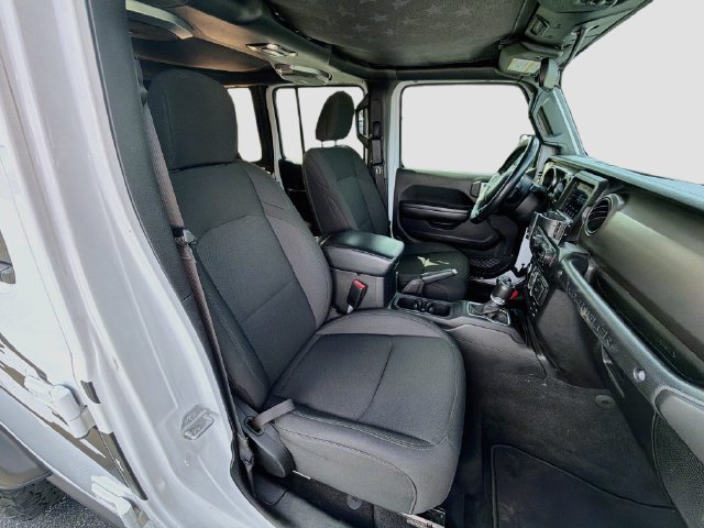 Used 2021 Jeep Wrangler Unlimited Sport AWD/4WD image 29