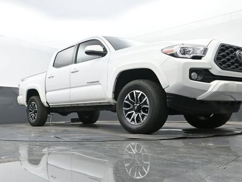 Used 2021 Toyota Tacoma TRD Sport RWD image 9
