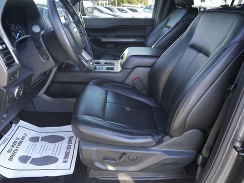 Certified 2021 Ford Expedition XLT image 9