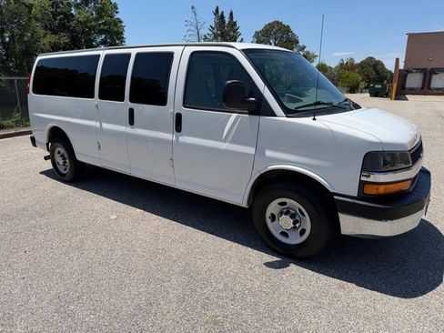 Used 2016 Chevrolet Express 3500 LT w/ LT Preferred Equipment Group RWD image 35