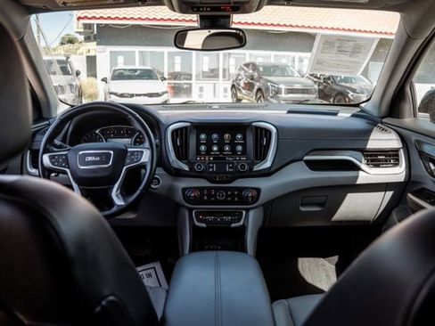 Used 2023 GMC Terrain SLT AWD/4WD image 15
