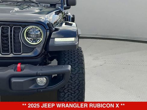 Used 2025 Jeep Wrangler Unlimited Rubicon AWD/4WD image 10