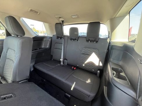 Used 2024 Nissan Pathfinder SV image 28