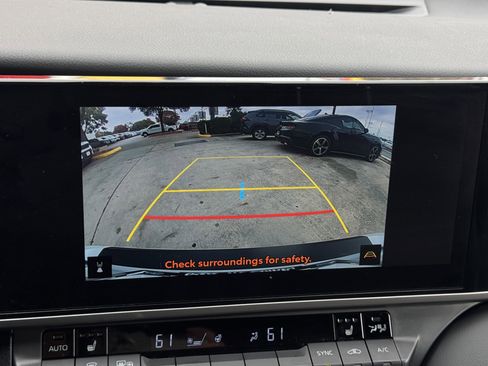 Used 2025 Toyota Camry XSE image 23