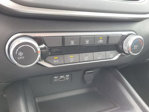 Used 2019 Nissan Altima 2.5 S FWD image 28
