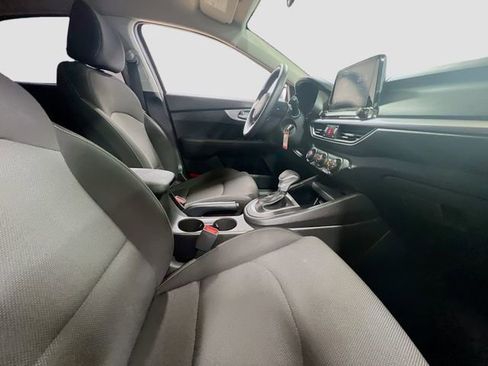 Certified 2024 Kia Forte LXS FWD image 26