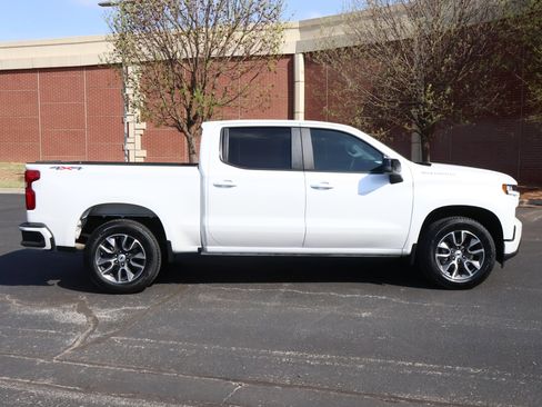 Used 2022 Chevrolet Silverado 1500 RST image 32