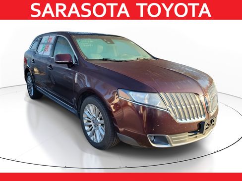 Used 2011 Lincoln MKT AWD w/ 101A Rapid Spec Order Code image 1