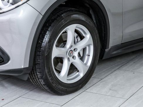 Used 2019 Alfa Romeo Stelvio RWD image 60