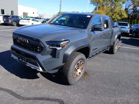 New 2025 Toyota Tacoma Trailhunter image 2