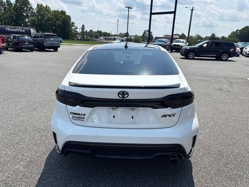 Used 2021 Toyota Corolla XSE FWD image 7