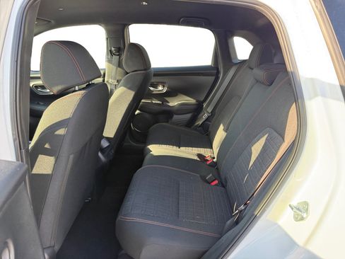 Used 2024 Honda HR-V Sport image 16